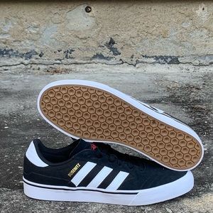 Adidas Busenitz Vulc II skate shoes